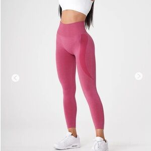 NVGTN Pink Contour Seamless Leggings
